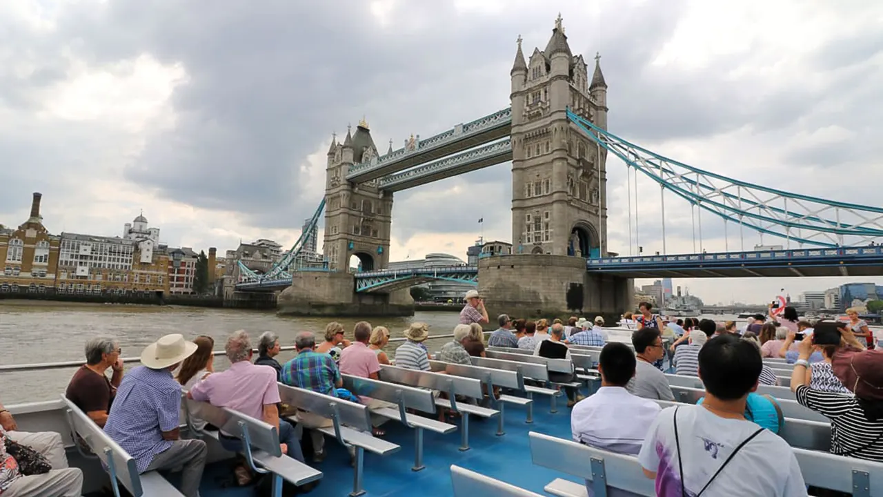 Thames journey (round trip)